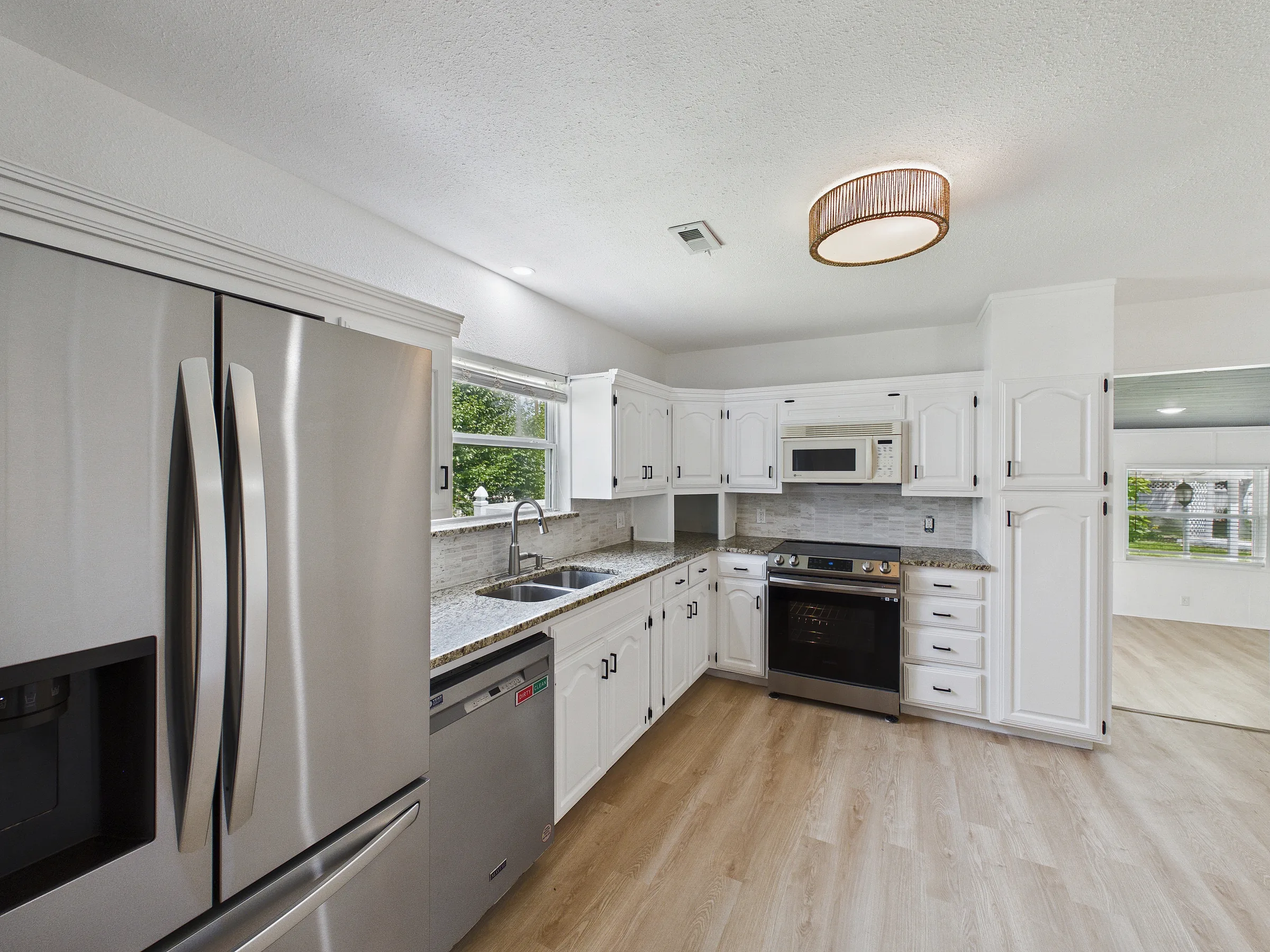 845 Dent Street, Garland